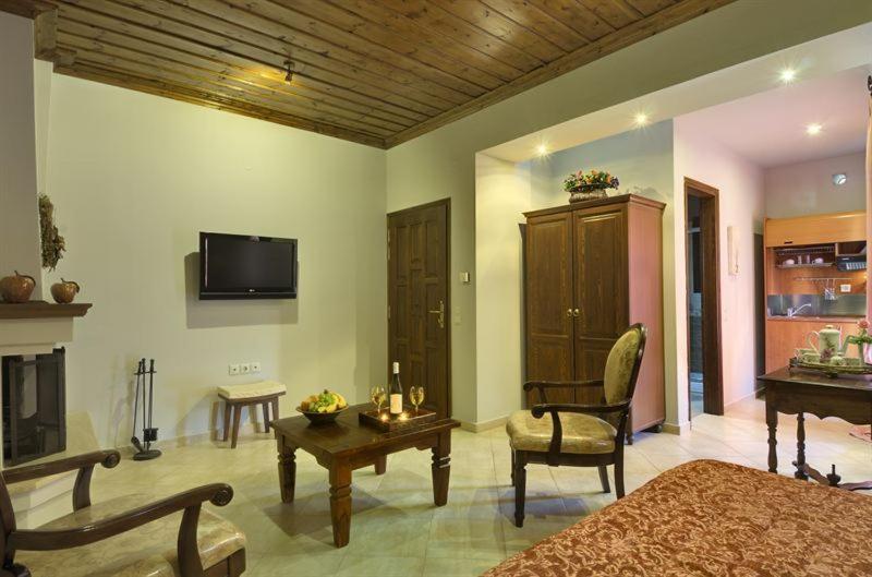 Iatrou Guesthouse Portariá Habitación foto